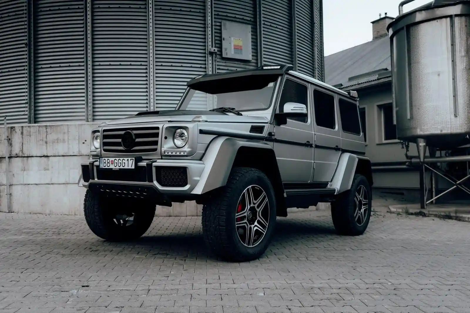 Mercedes-Benz G 500