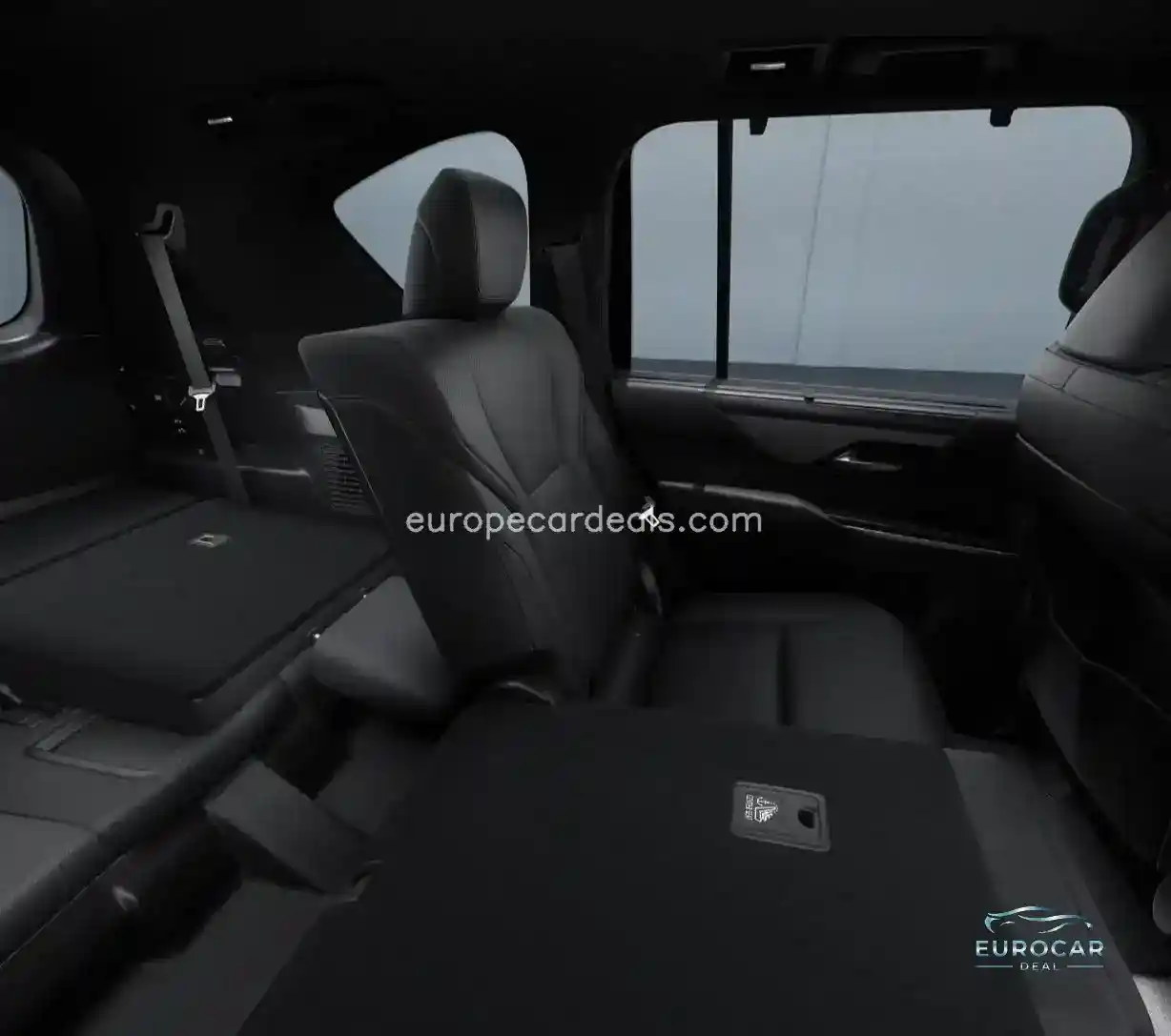 Lexus LX 700