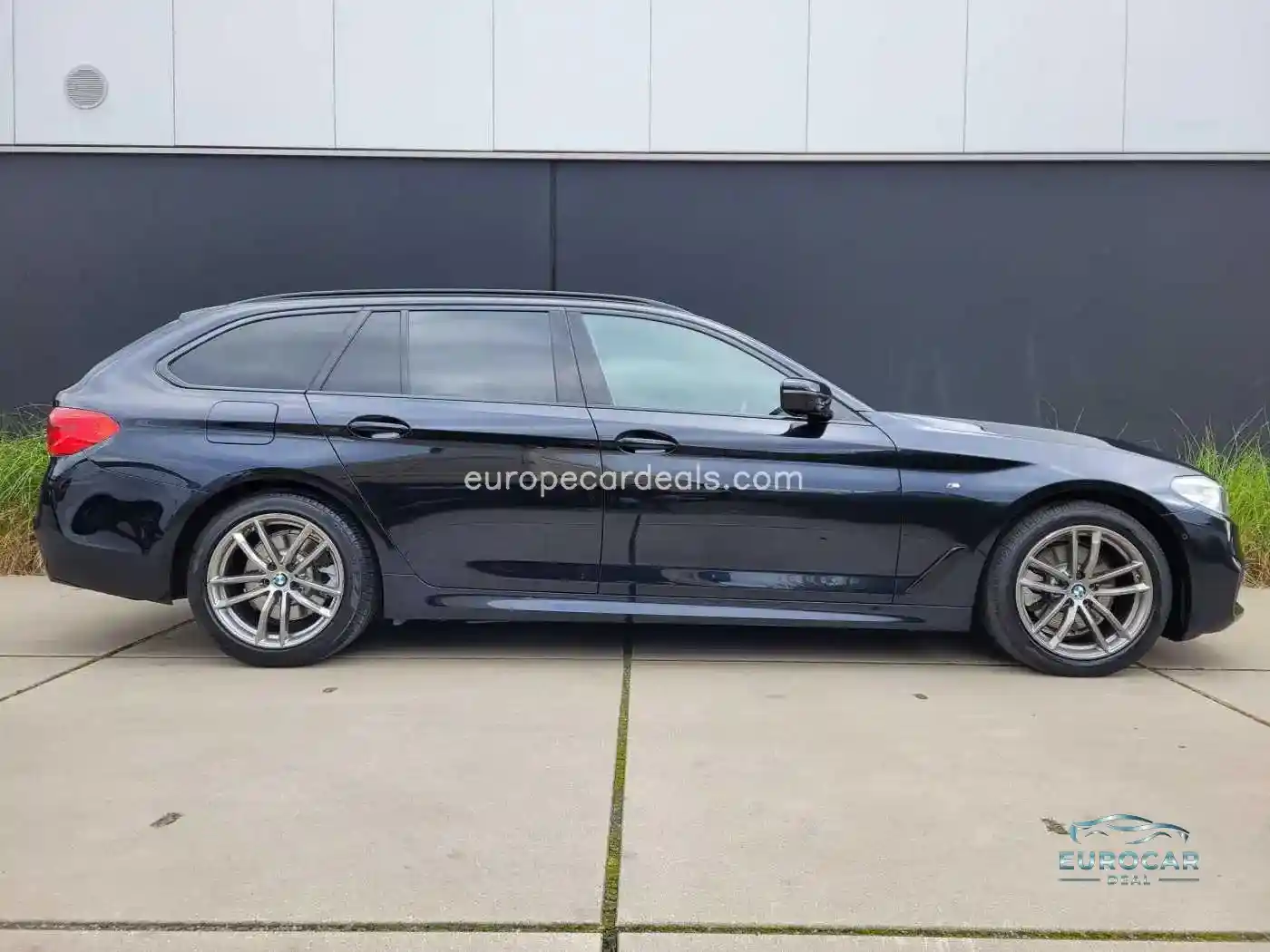 BMW 518