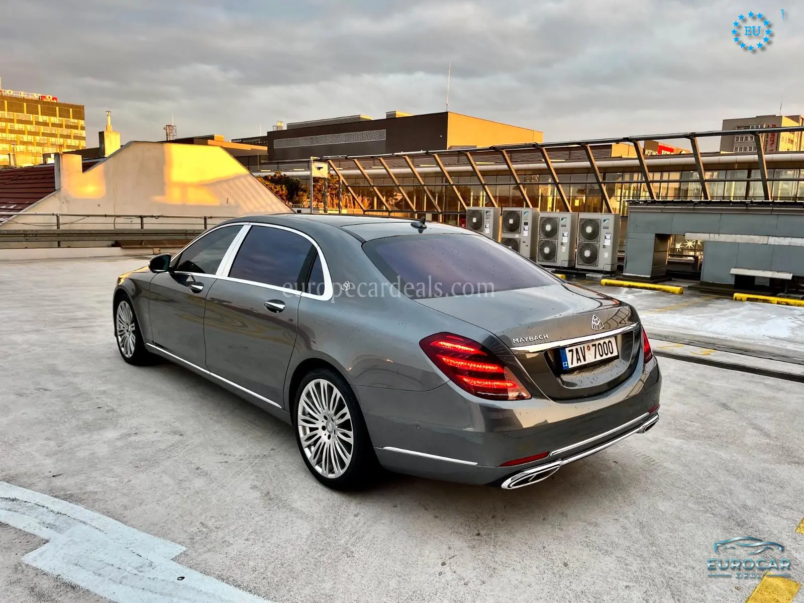 Mercedes-Benz S 560