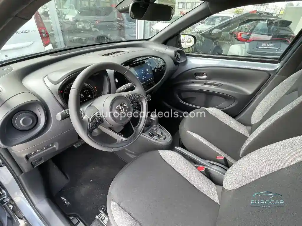 Toyota Aygo (X)
