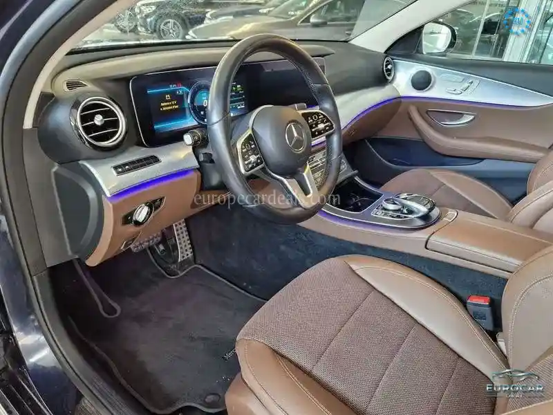 Mercedes-Benz E 300