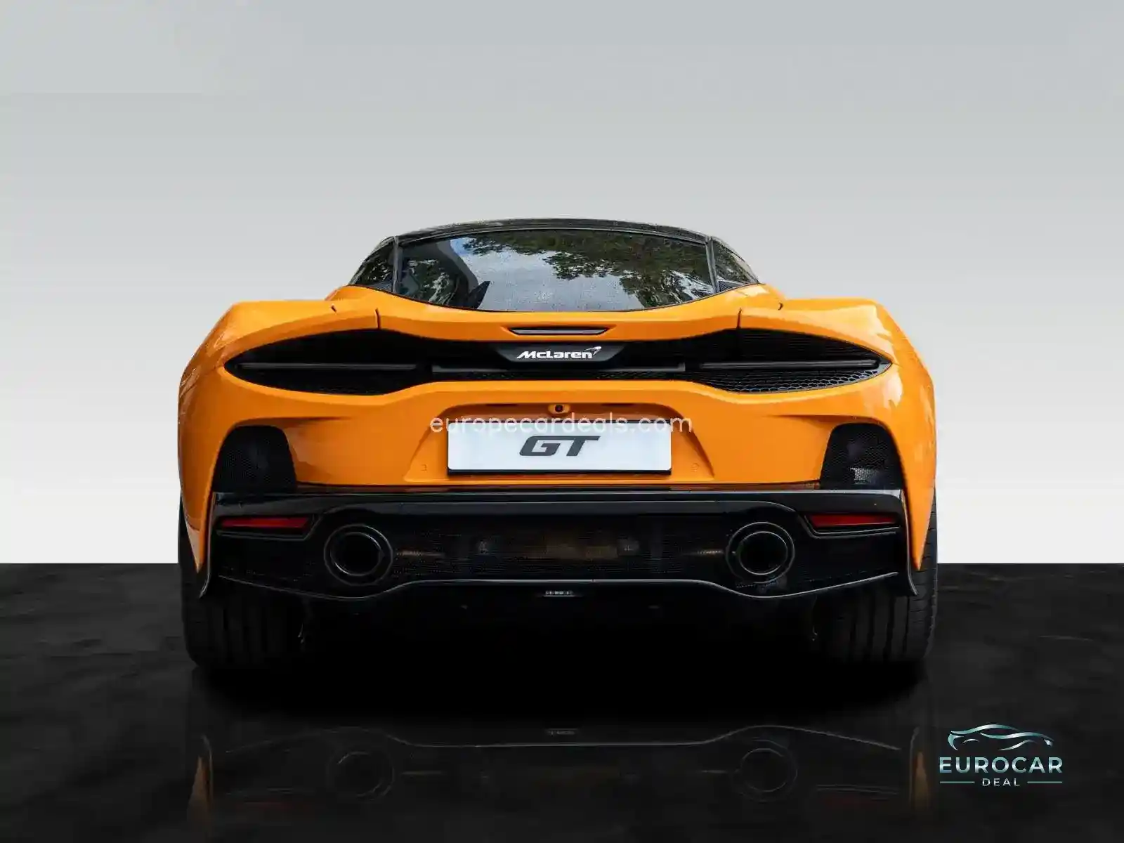McLaren GT