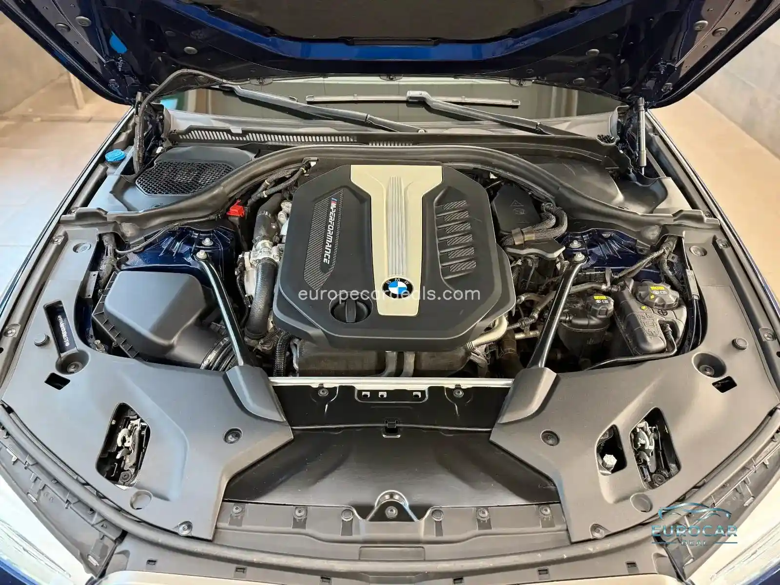 BMW M550