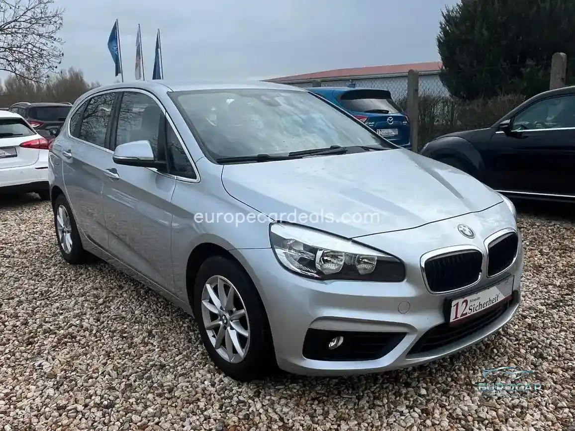 BMW 218