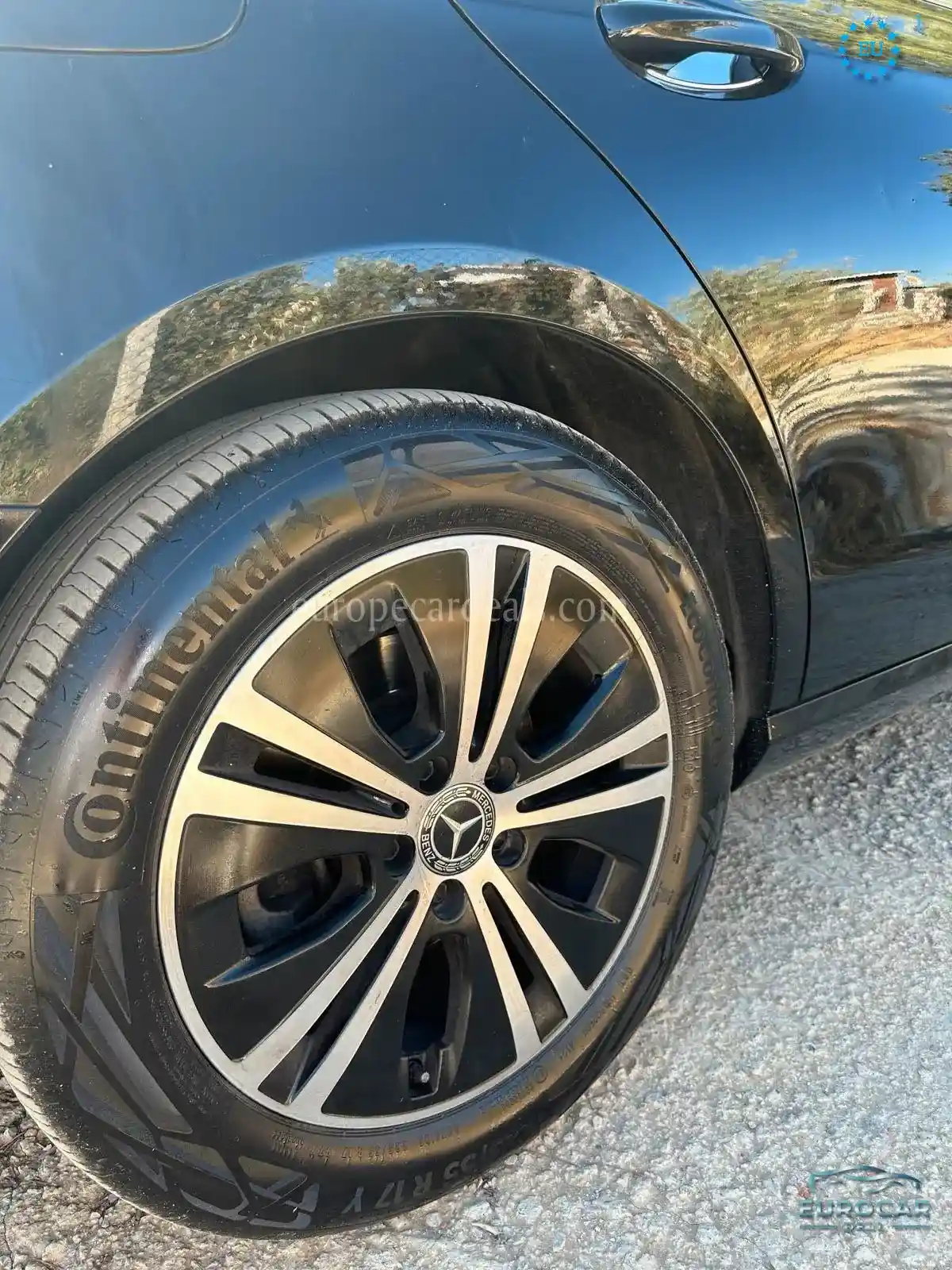 Mercedes-Benz E 200