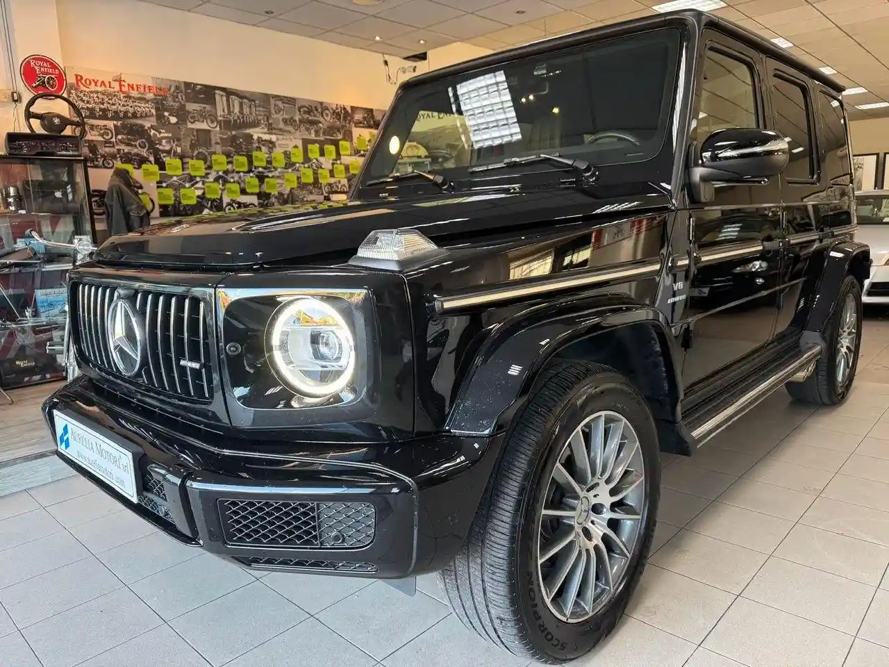 Mercedes-Benz G 500