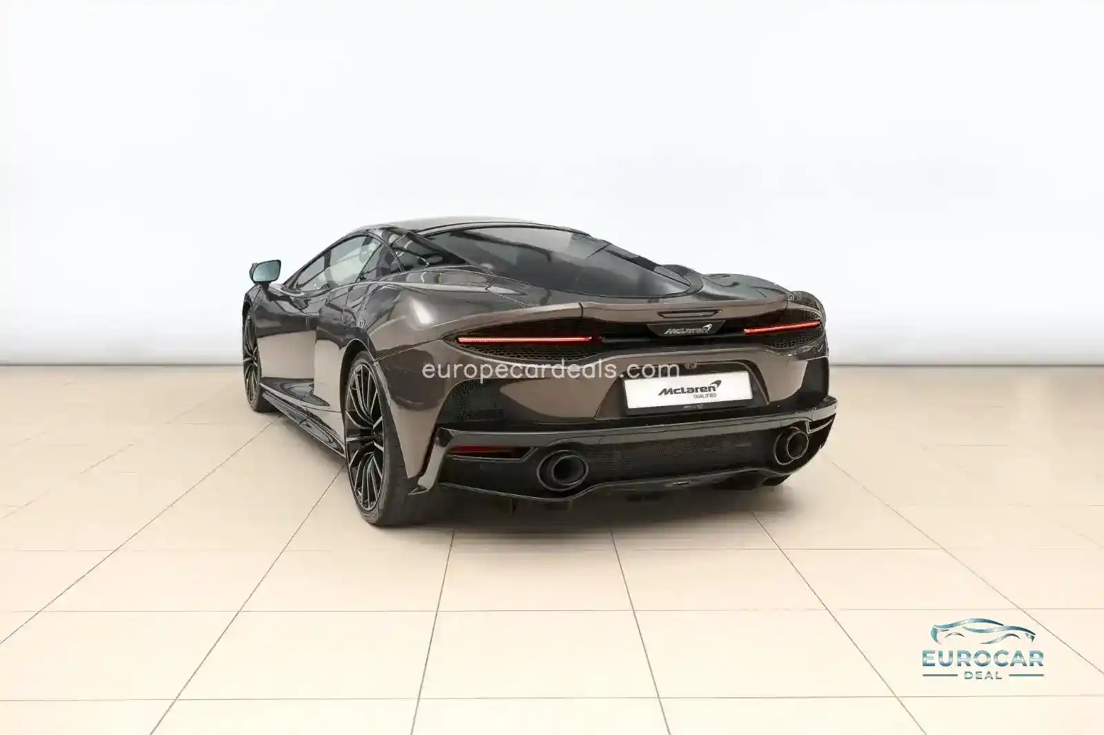 McLaren GT