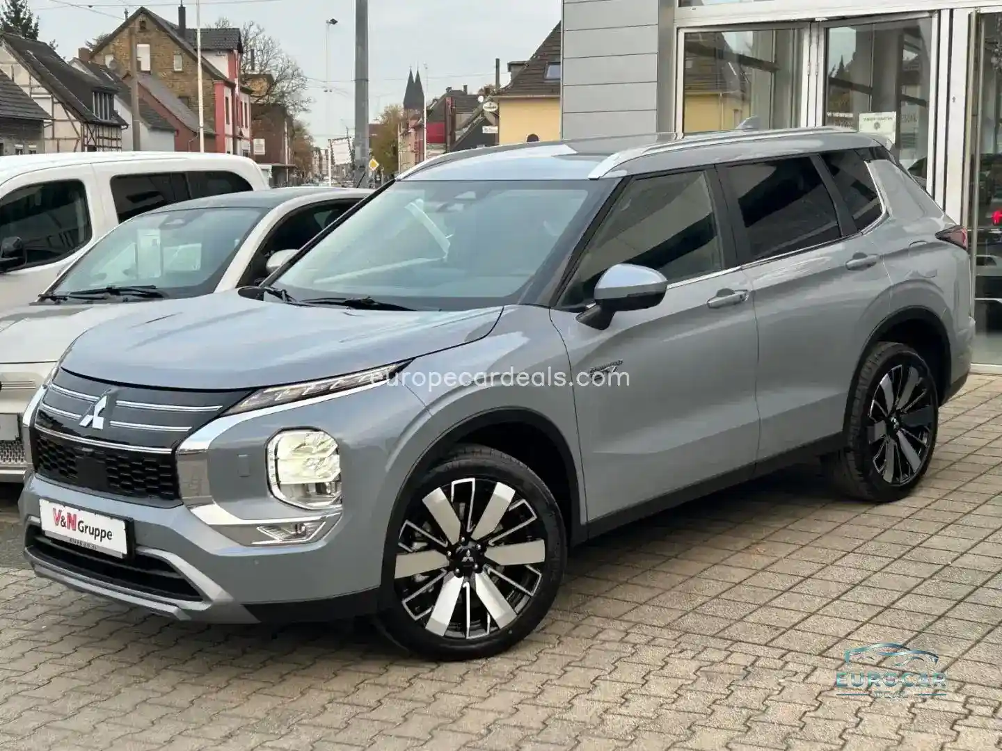 Mitsubishi Plug-in Hybrid Outlander