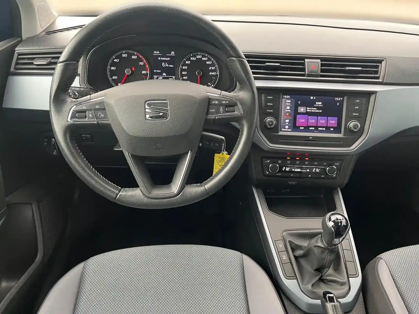 Seat Arona