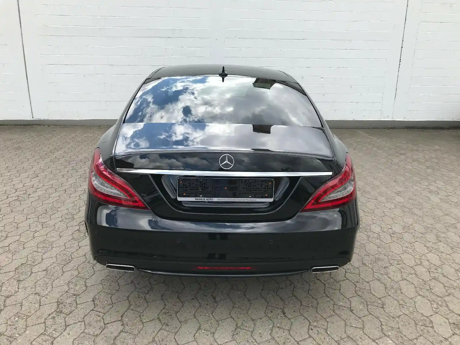 Mercedes-Benz CLS 220