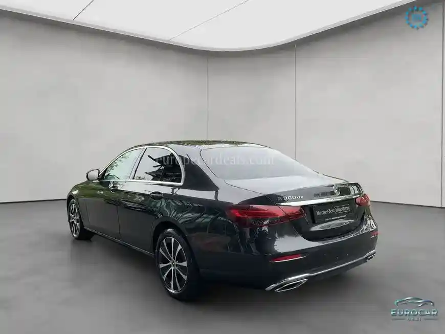 Mercedes-Benz E 300