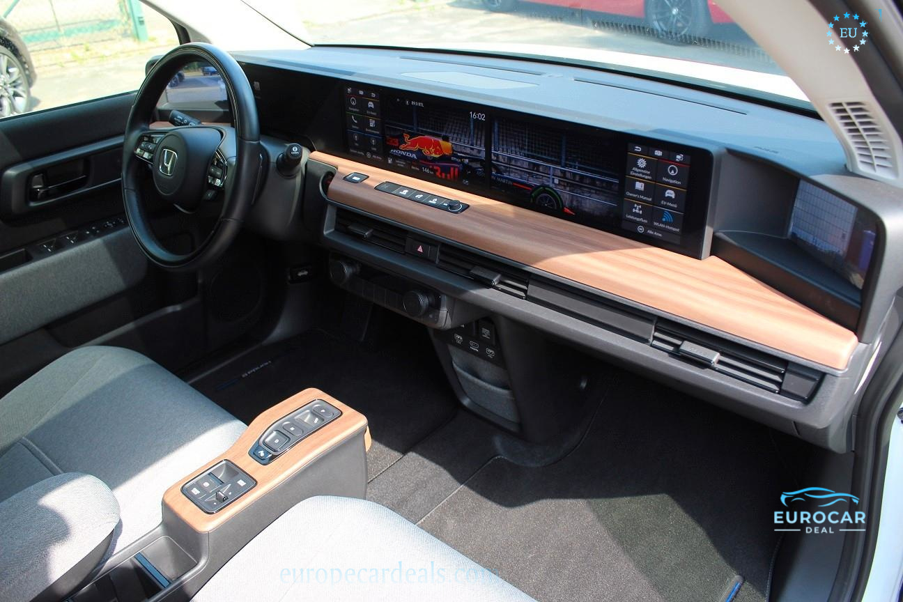 Honda e