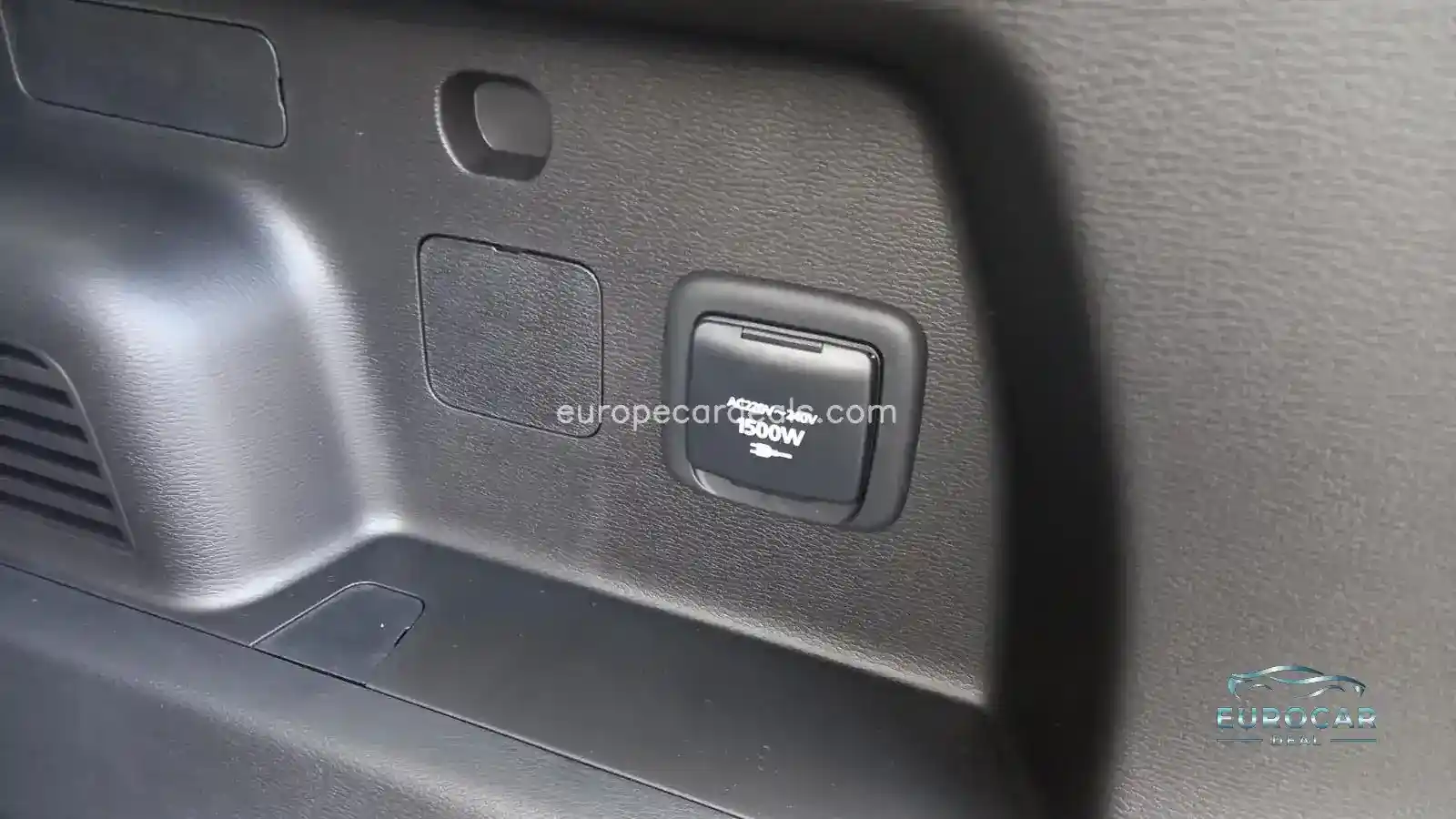 Mitsubishi Plug-in Hybrid Outlander