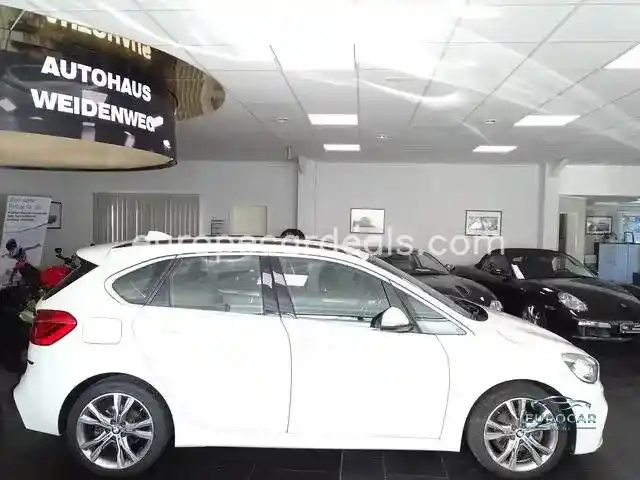 BMW 218