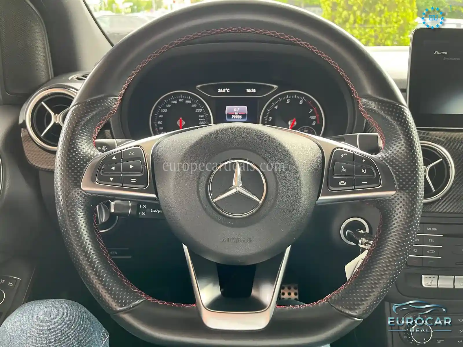 Mercedes-Benz B 180