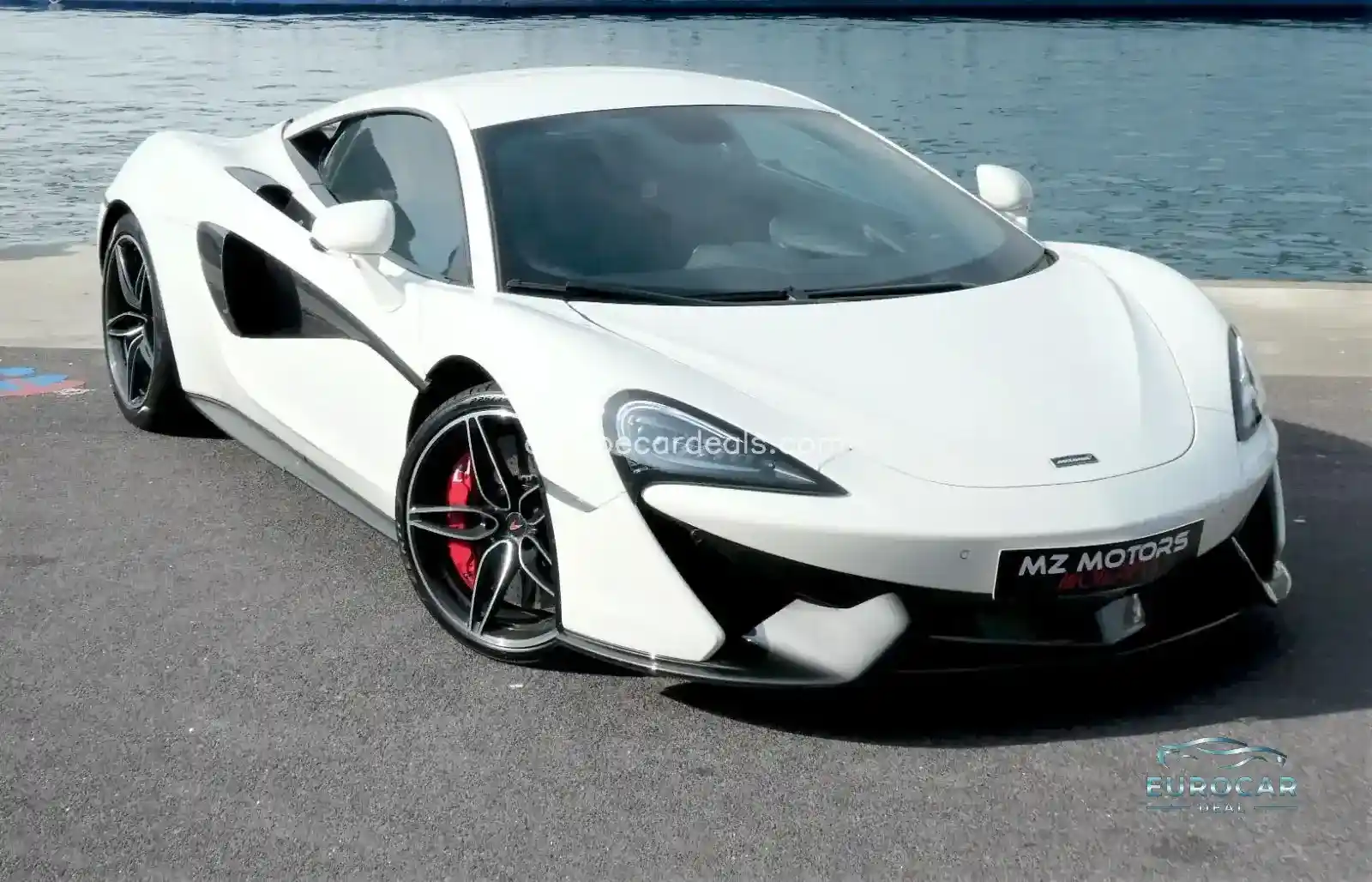 McLaren 570S