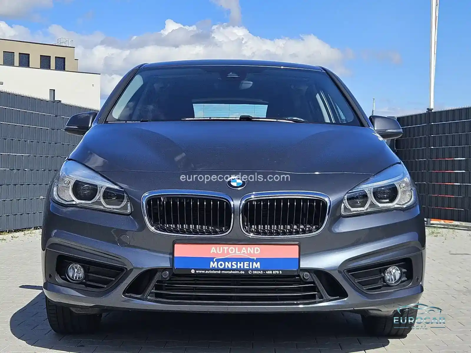 BMW 225