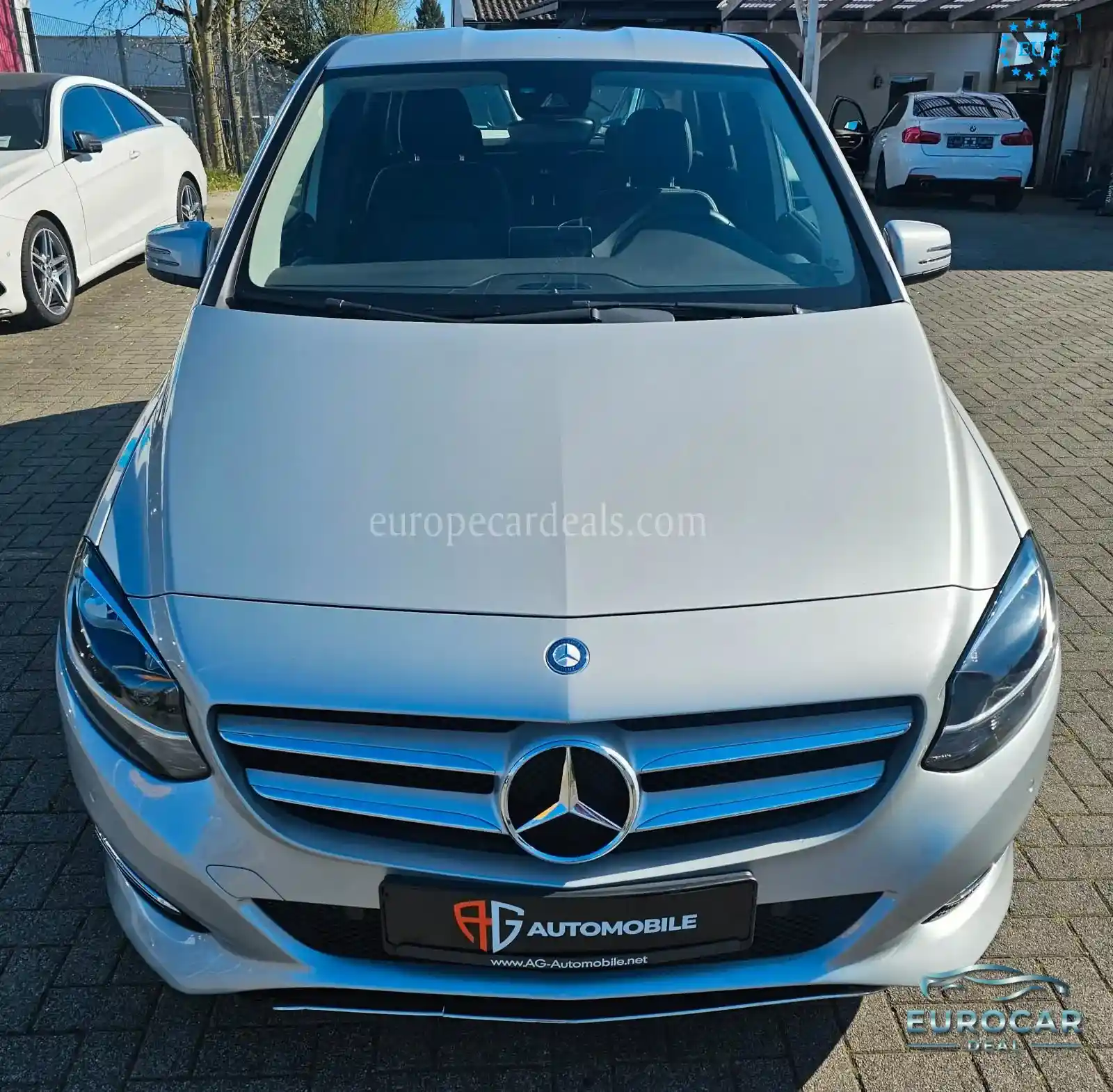 Mercedes-Benz B 180