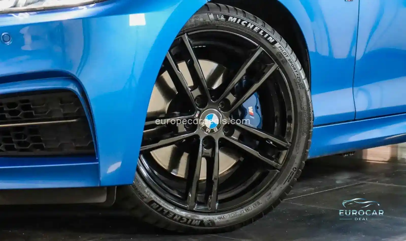 BMW M240i