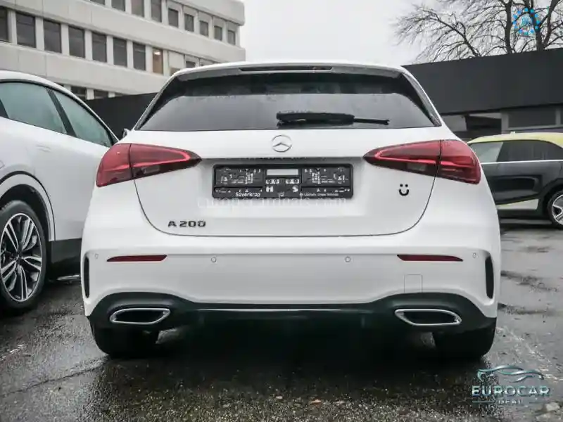 Mercedes-Benz A 200