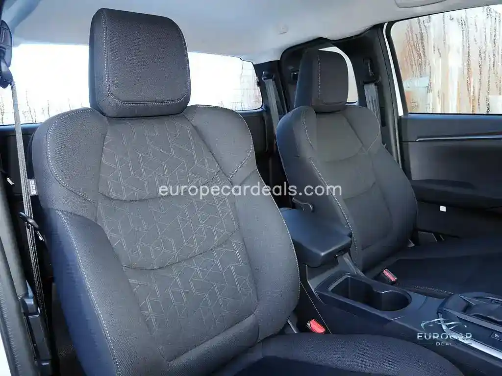 Space Cab 4×4 LS KLIMA PDC SHZ KAMERA ACC