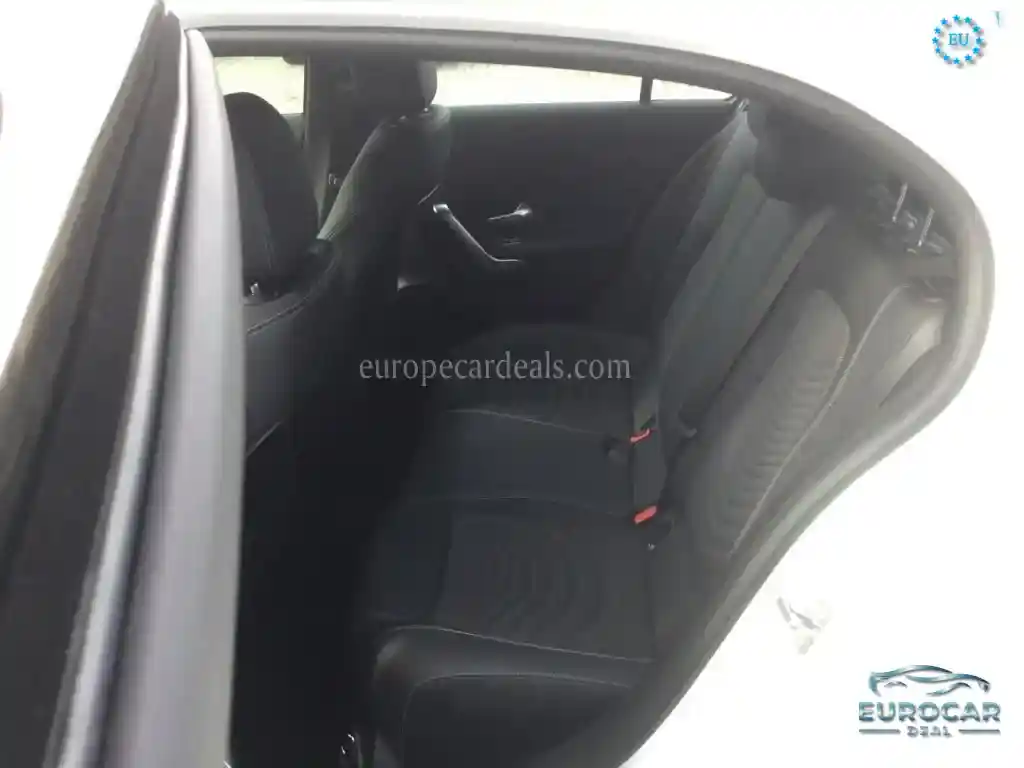 Mercedes-Benz A 220
