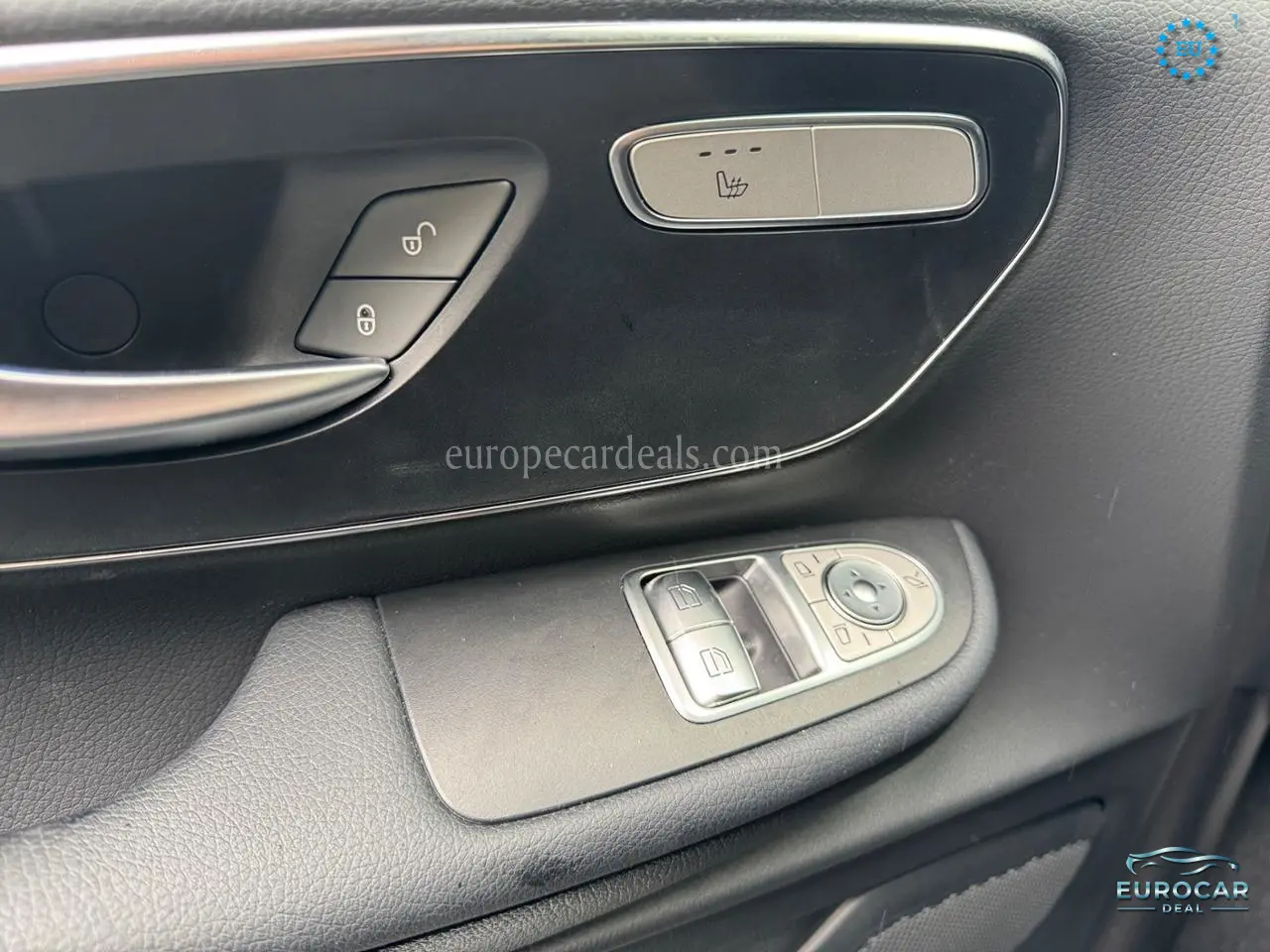Mercedes-Benz V 220