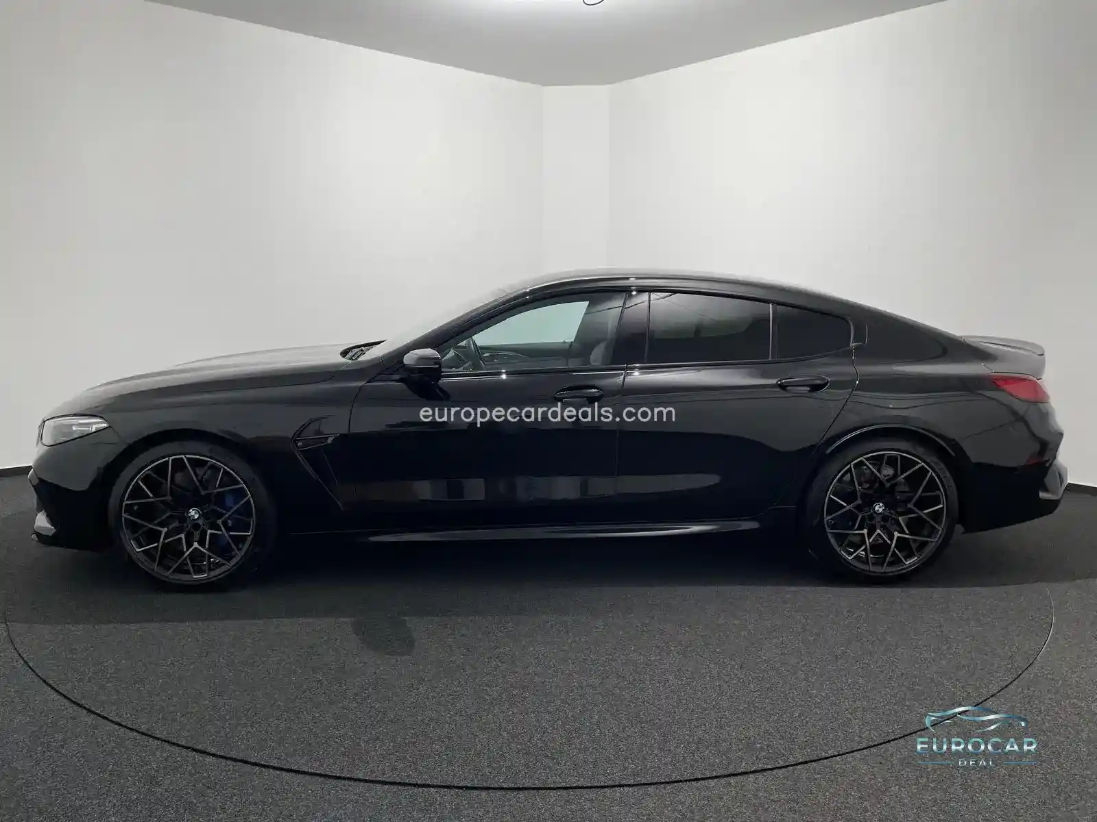BMW M8
