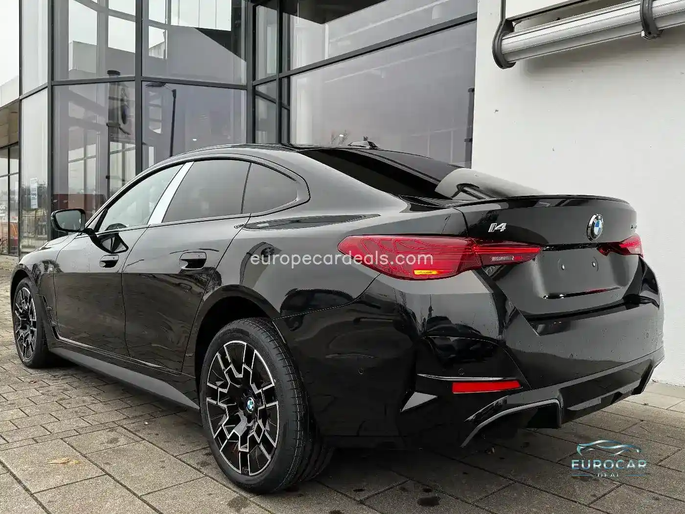 BMW i4