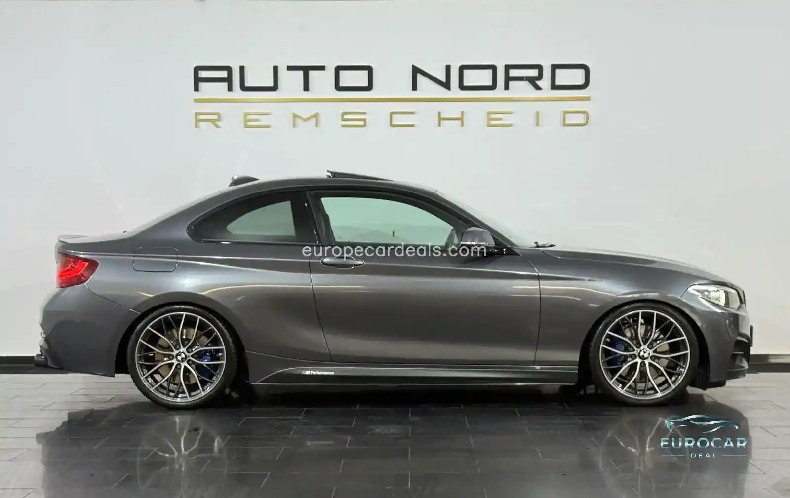 BMW M240i