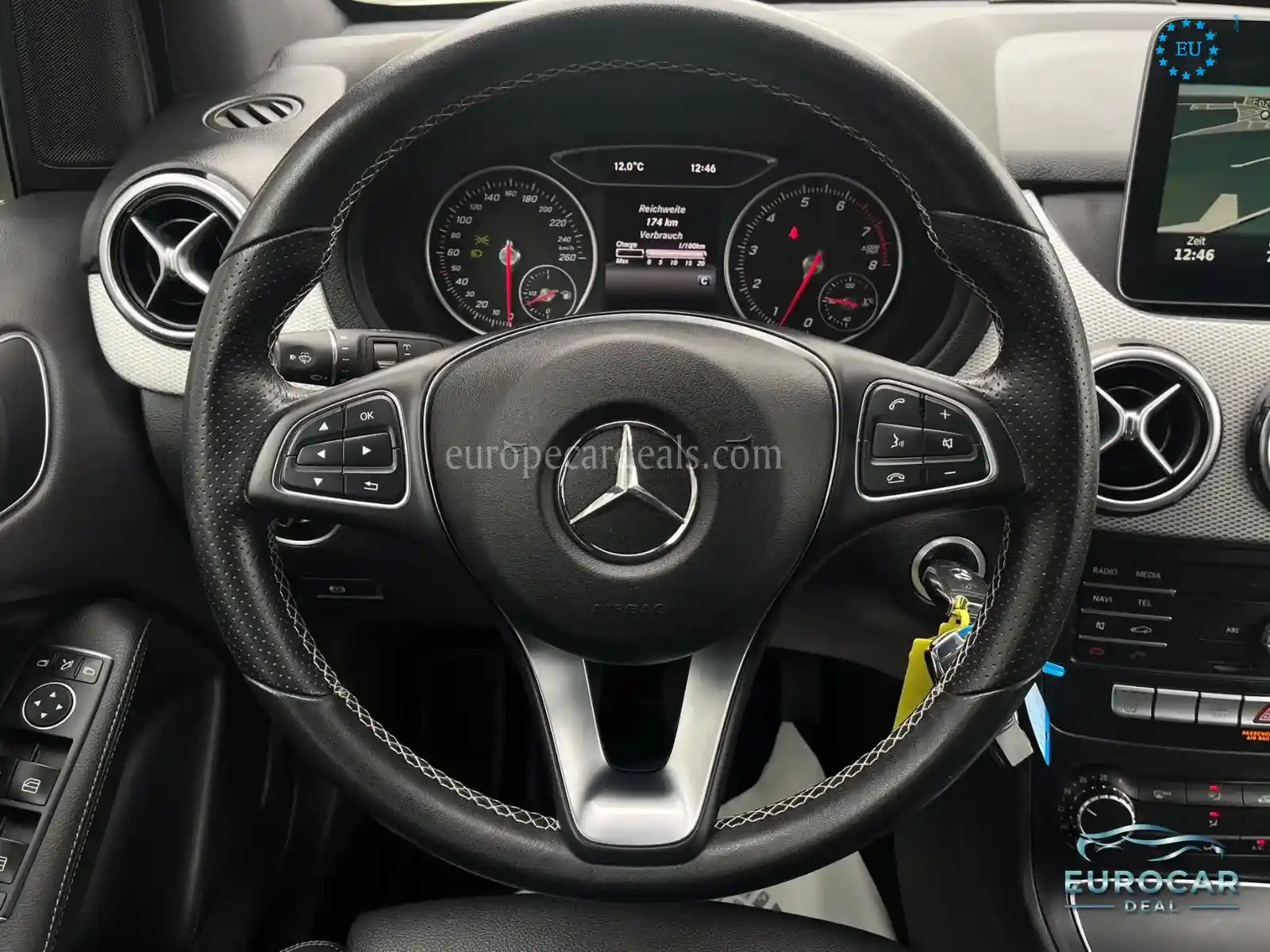 Mercedes-Benz B 180