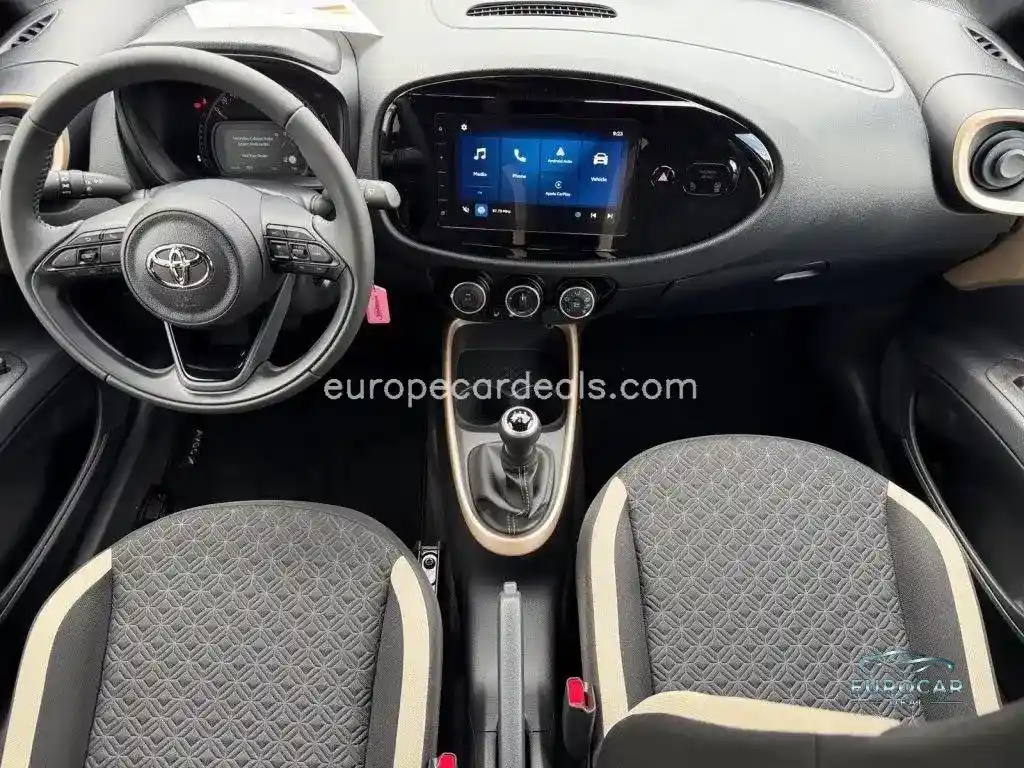 Toyota Aygo (X)