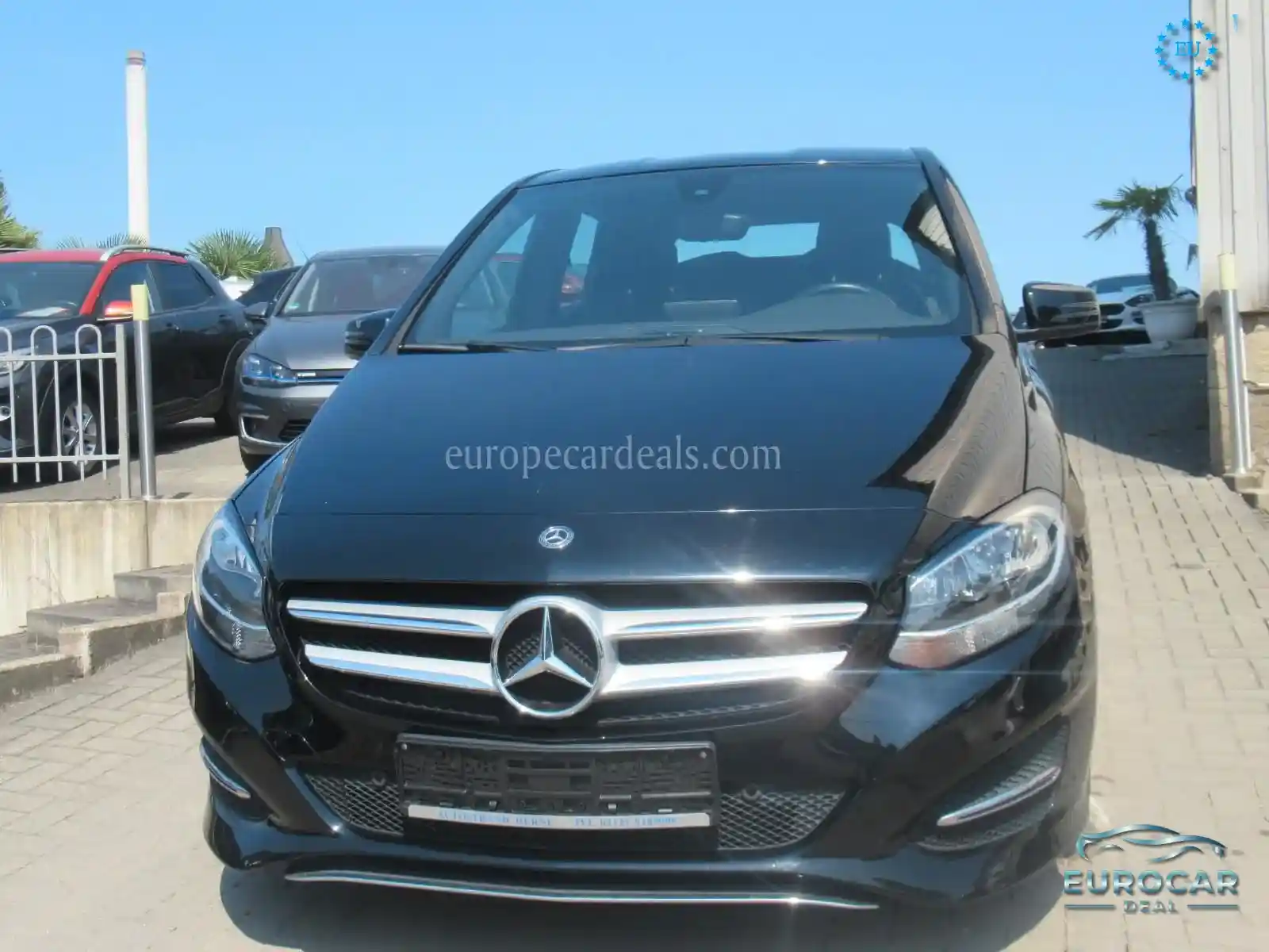 Mercedes-Benz B 180