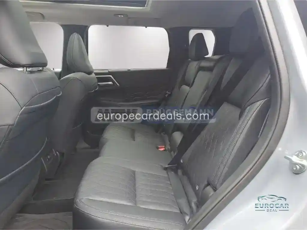 Mitsubishi Plug-in Hybrid Outlander