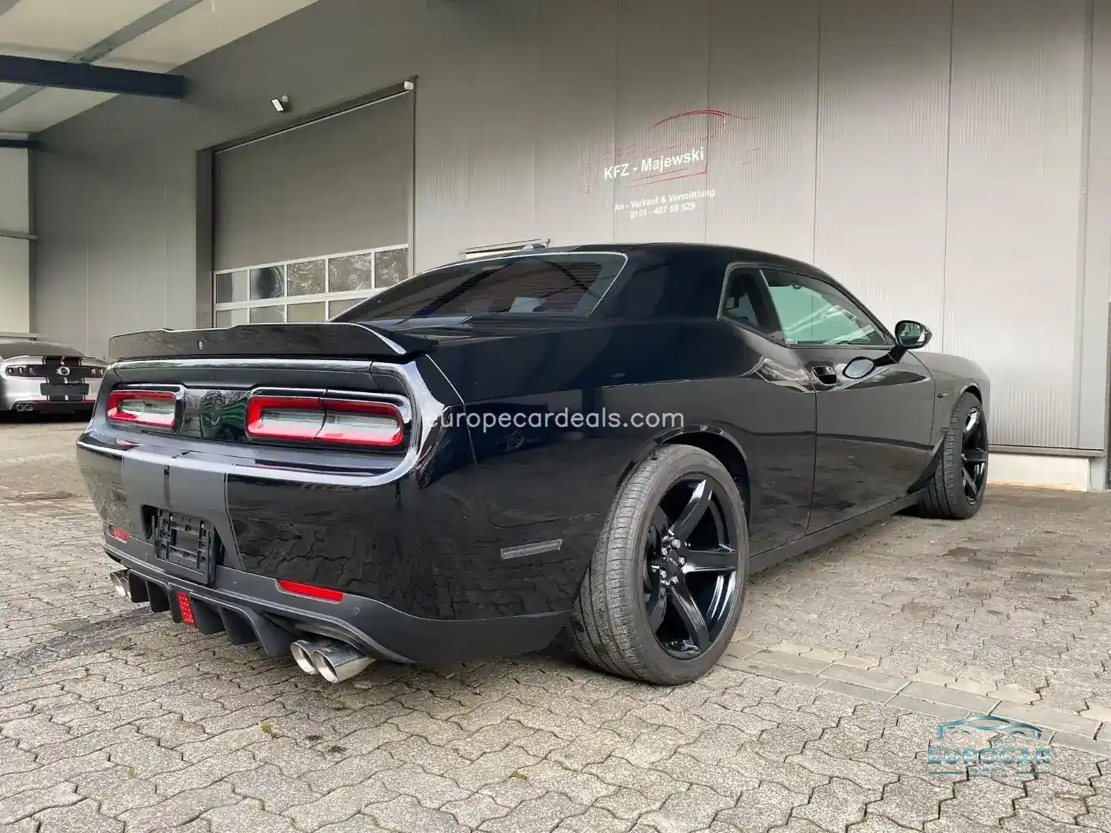 Dodge Challenger