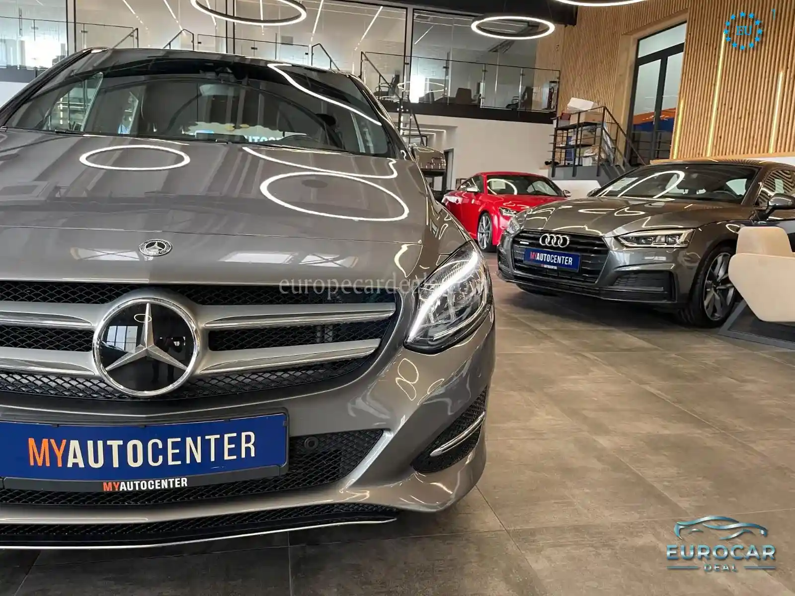 Mercedes-Benz B 220