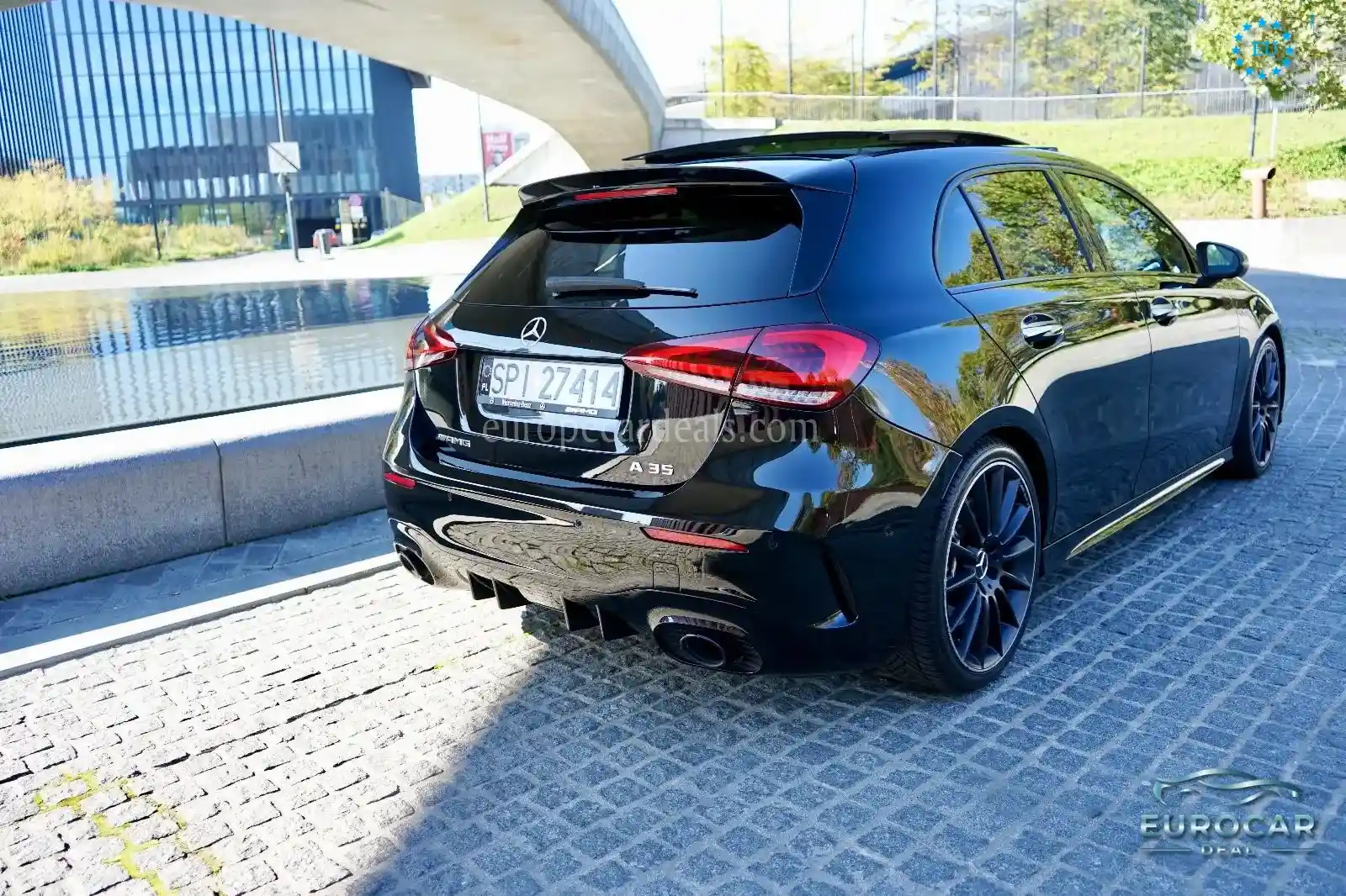 Mercedes-Benz A 35 AMG