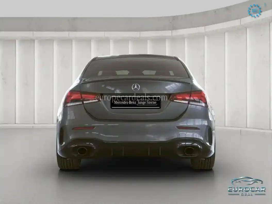 Mercedes-Benz A 35 AMG