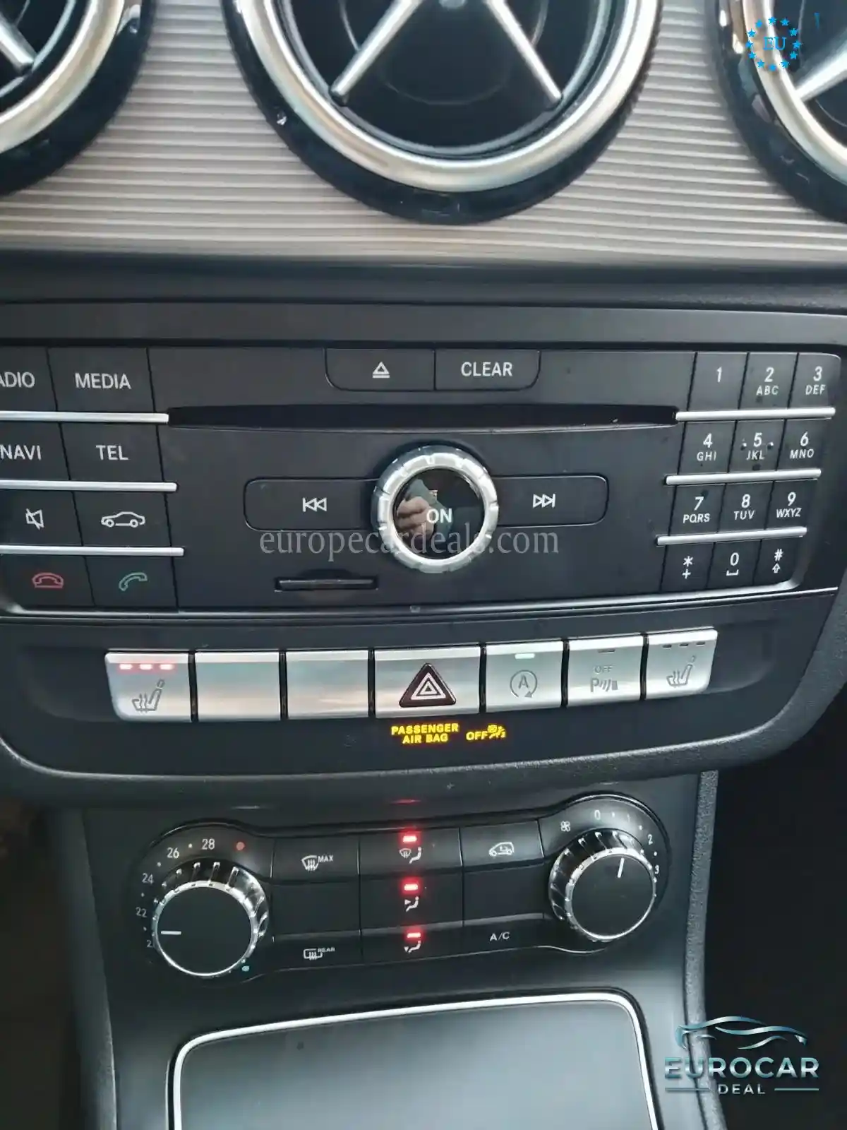 Mercedes-Benz B 180