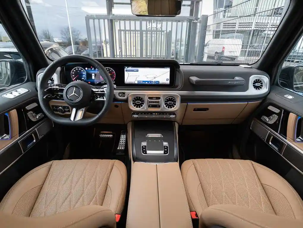 Mercedes-Benz G 500