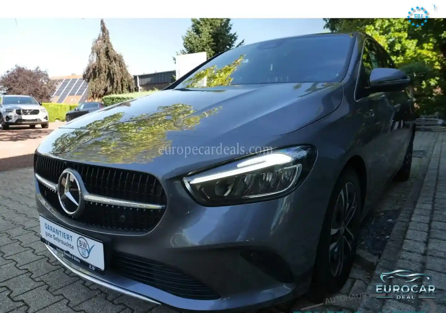 Mercedes-Benz B 180