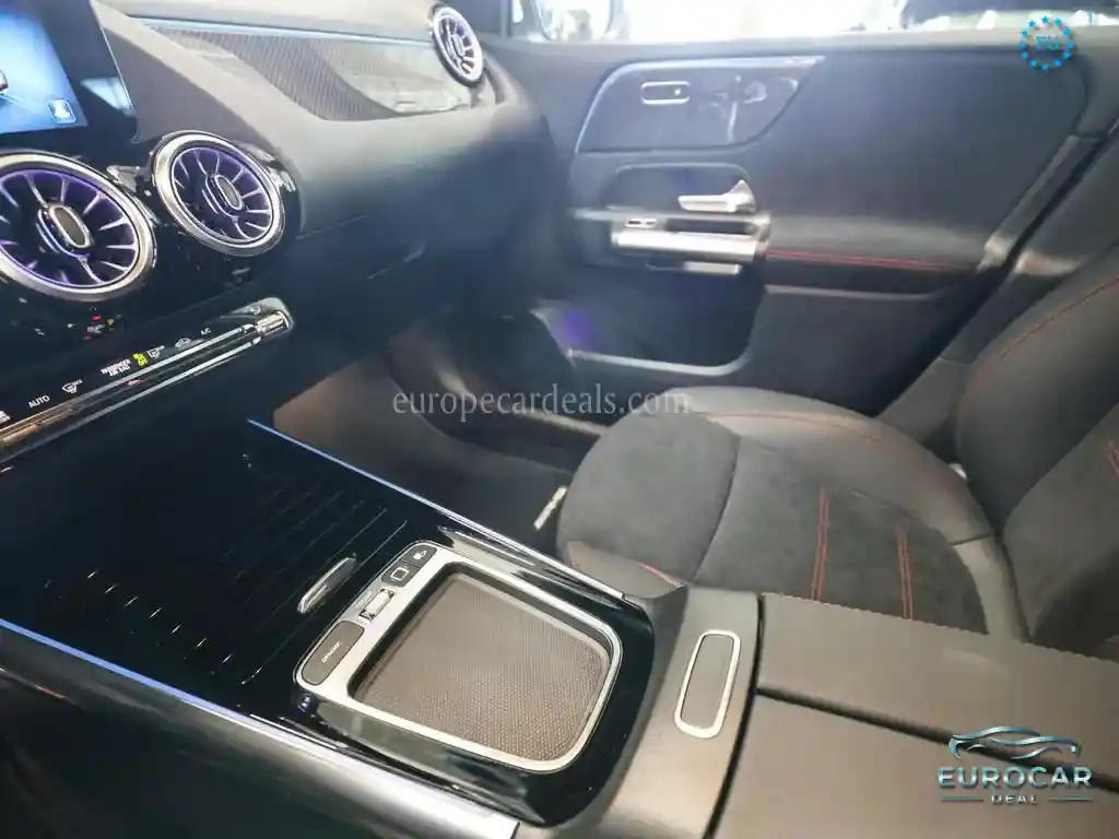 Mercedes-Benz B 220