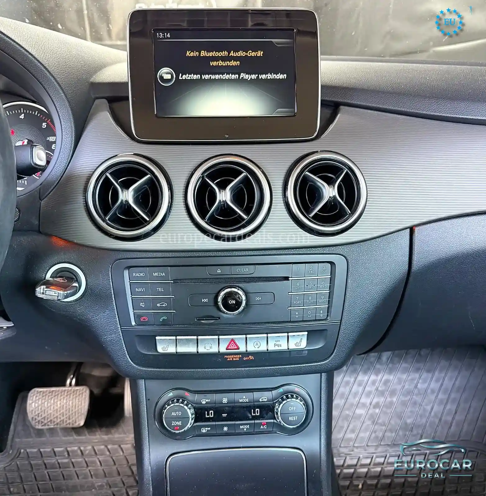 Mercedes-Benz B 180