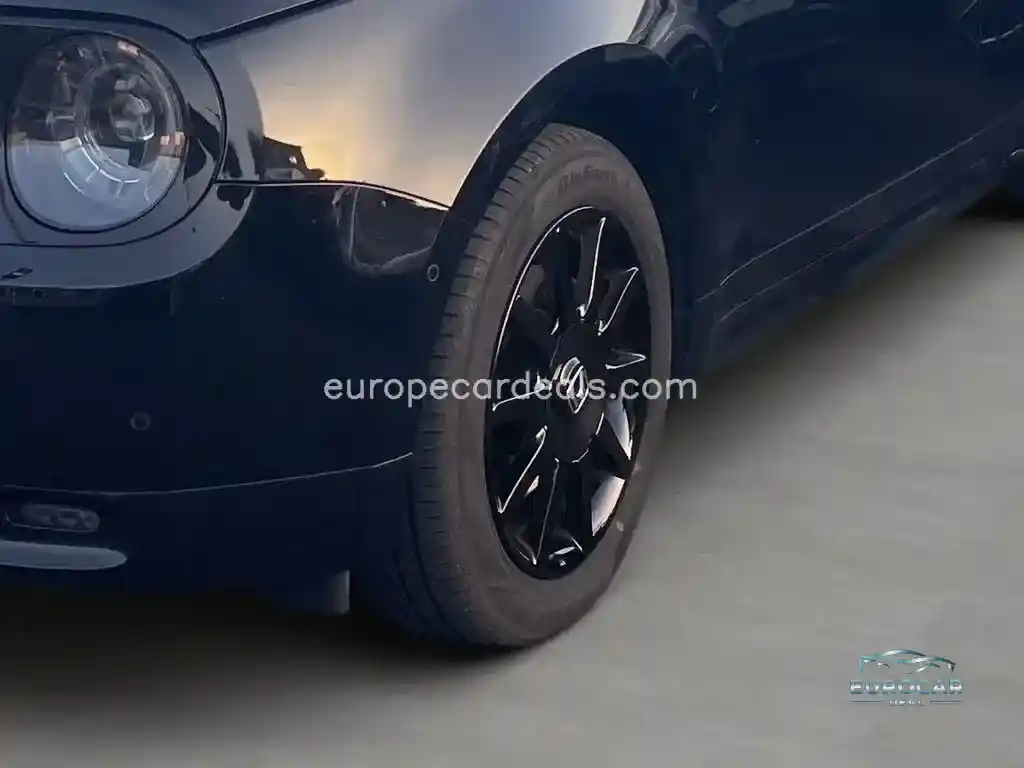 Honda e