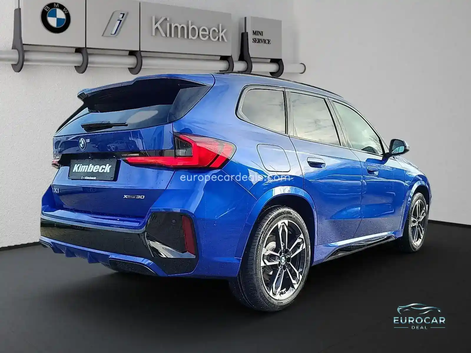 BMW iX1