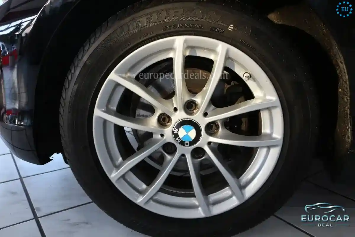 BMW 118