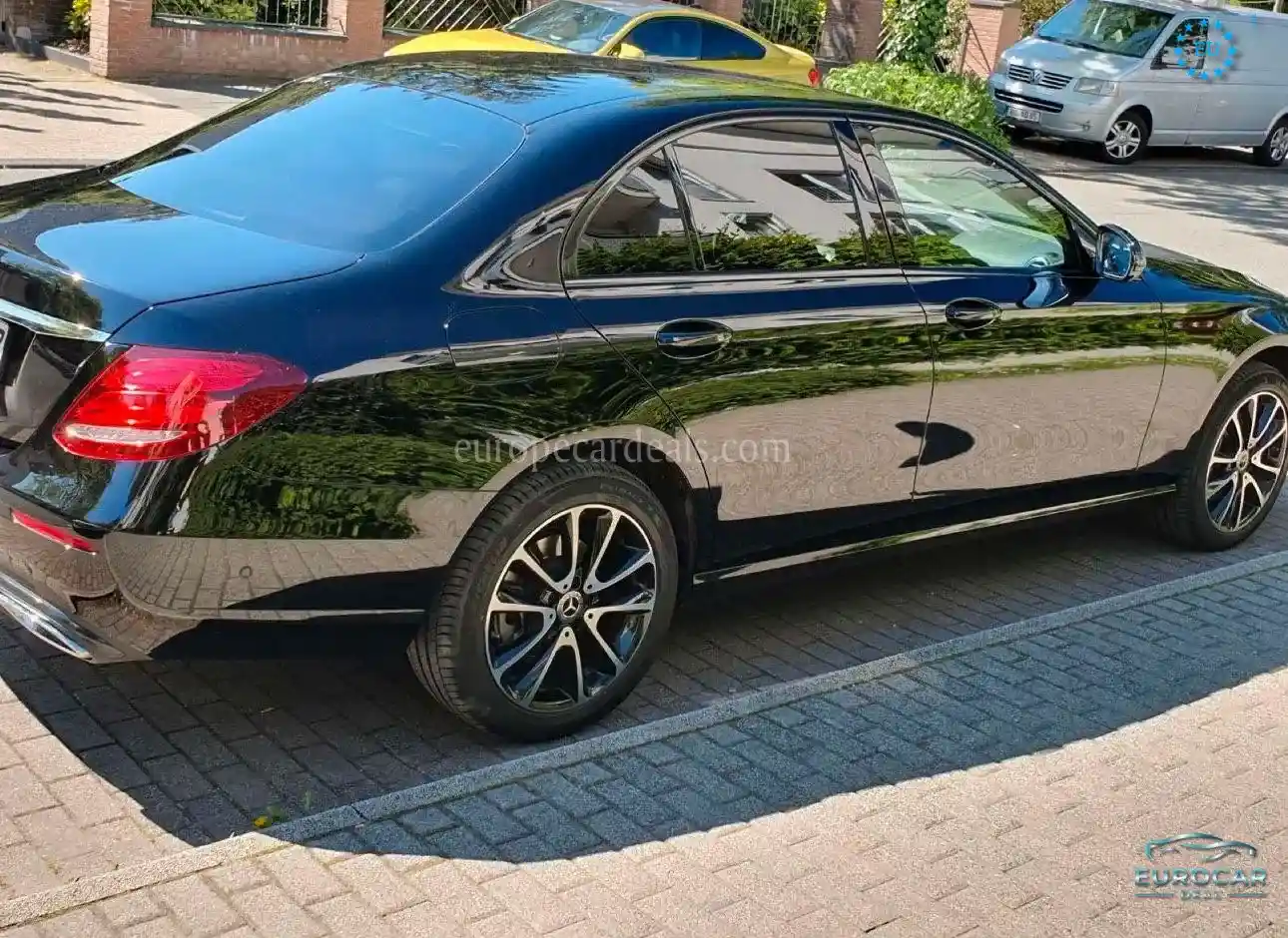 Mercedes-Benz E 220