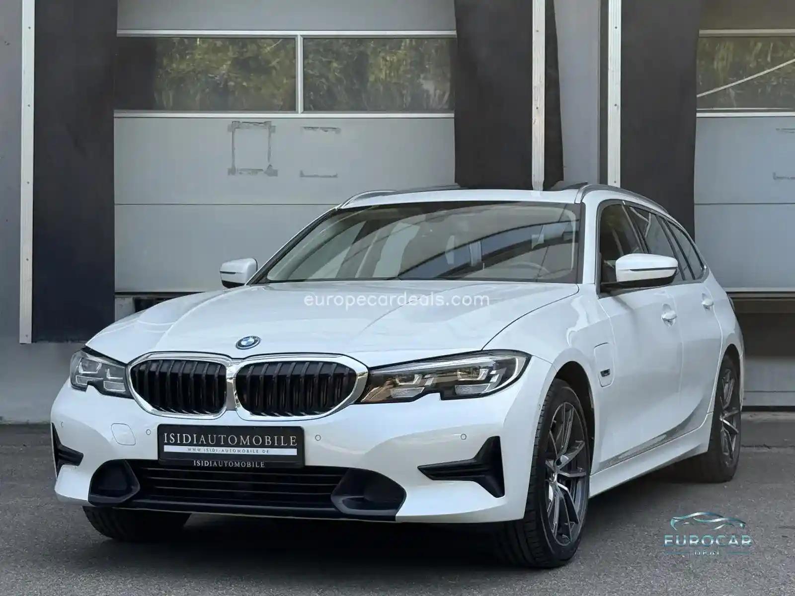 BMW 330