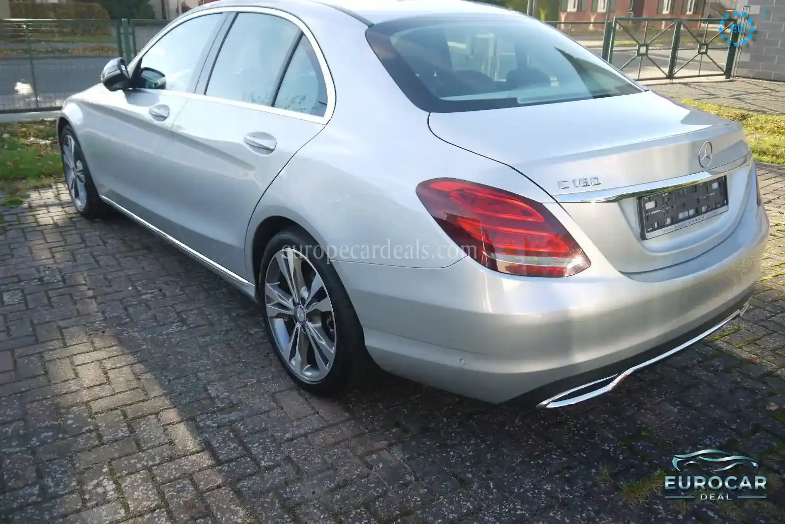 Mercedes-Benz C 180